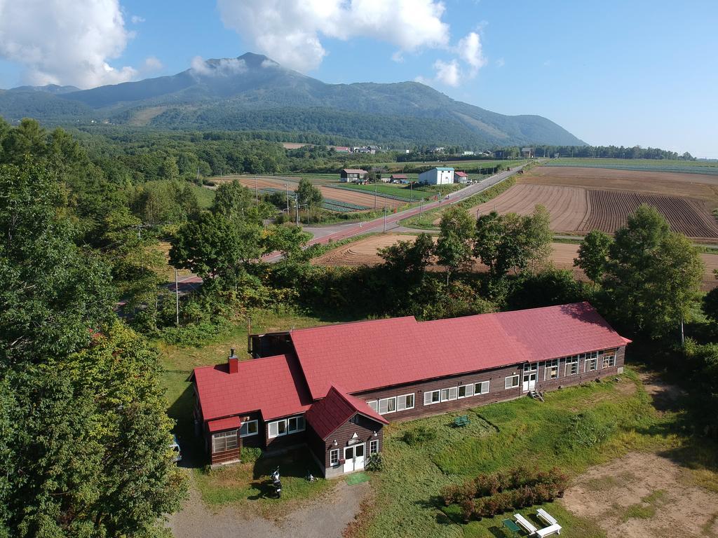Хостел Karimpani Niseko Fujiyama Экстерьер фото
